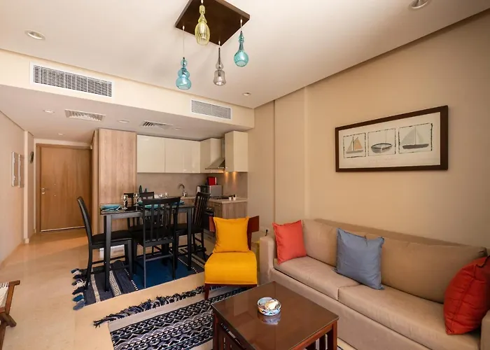 Jazzy 1bdr W Outdoor Pool View Terrace Free Pool & Access